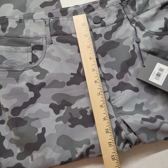 New G Fore Golf Pants Mens 34/31 Stretch Trouser Gray Camo Slim Performance - Picture 8 of 15